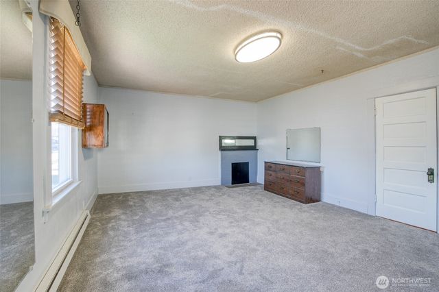 620 6th Street, Hoquiam, WA 98550