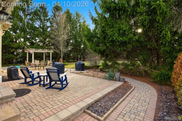 56891 Aberdeen Drive, Shelby Charter Township, MI 48316