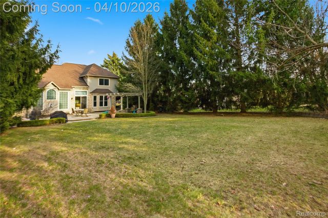56891 Aberdeen Drive, Shelby Charter Township, MI 48316