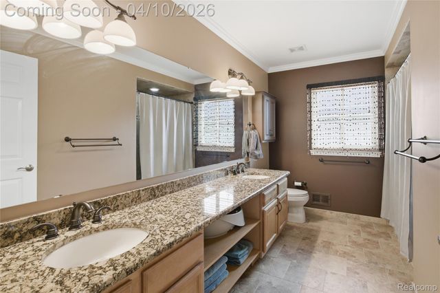 56891 Aberdeen Drive, Shelby Charter Township, MI 48316