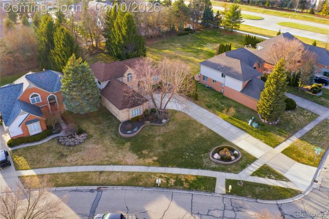 56891 Aberdeen Drive, Shelby Charter Township, MI 48316
