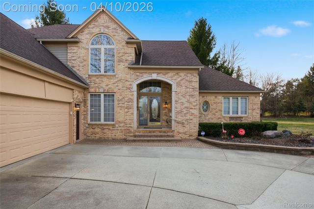 56891 Aberdeen Drive, Shelby Charter Township, MI 48316