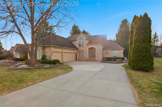 56891 Aberdeen Drive, Shelby Charter Township, MI 48316