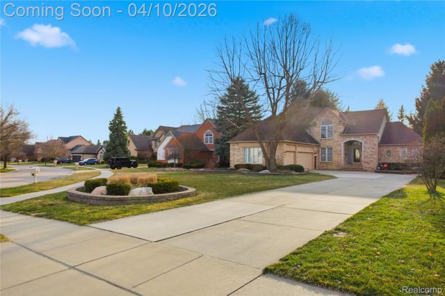 56891 Aberdeen Drive, Shelby Charter Township, MI 48316