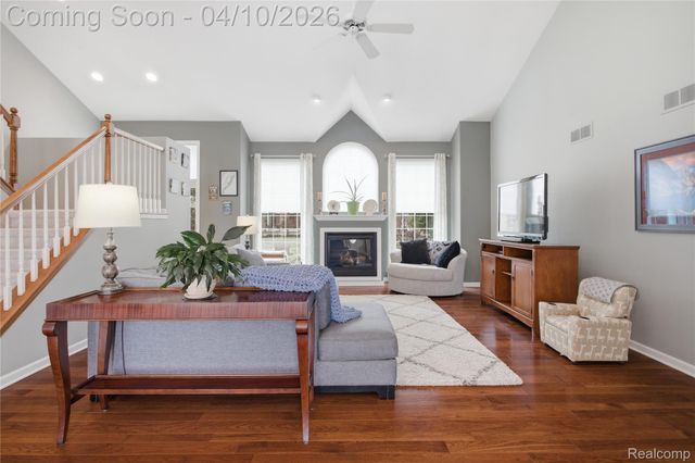 56891 Aberdeen Drive, Shelby Charter Township, MI 48316