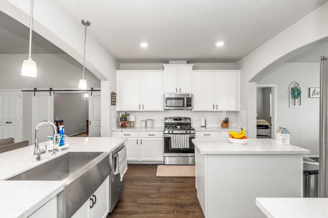 1869 Kenley Way, Alvin, TX 77511