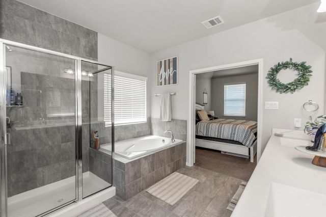 1869 Kenley Way, Alvin, TX 77511