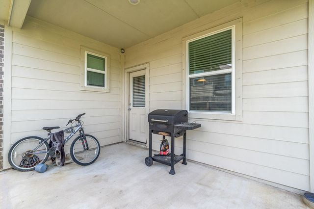 1869 Kenley Way, Alvin, TX 77511