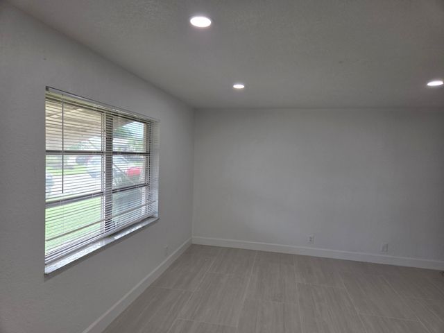 6970 NW 17th Court, Margate, FL 33063