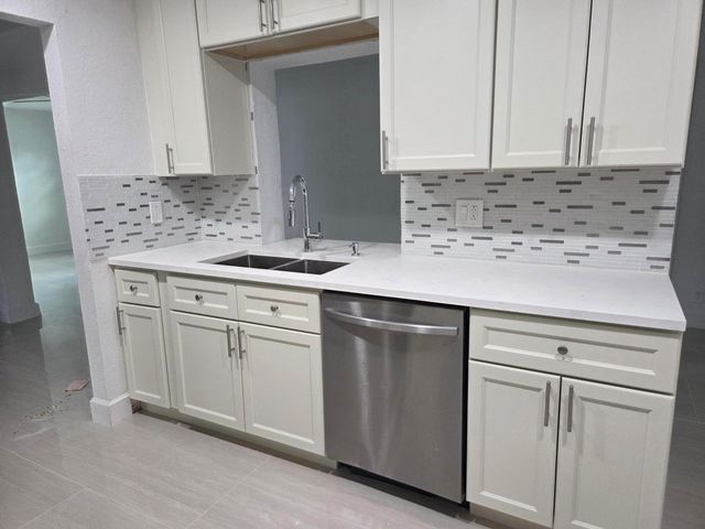 6970 NW 17th Court, Margate, FL 33063