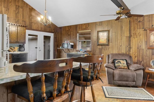 32 Quail Drive, Mead, OK 74701