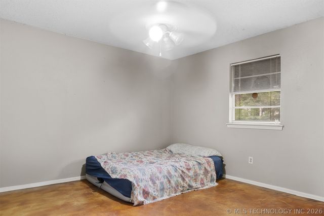 32 Quail Drive, Mead, OK 74701