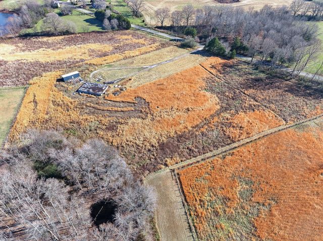 4956 Franks Ferry Rd, Sparta, TN 38583