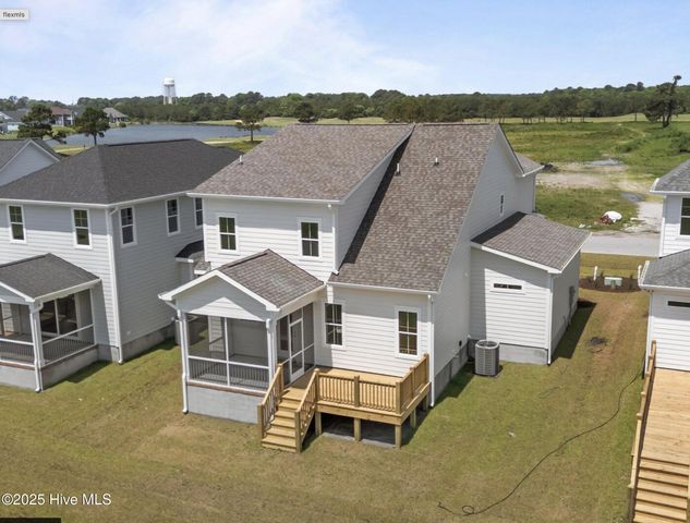 317 Taylorwood Drive, Beaufort, NC 28516