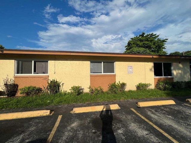 1796 NW 52nd Avenue, Lauderhill, FL 33313