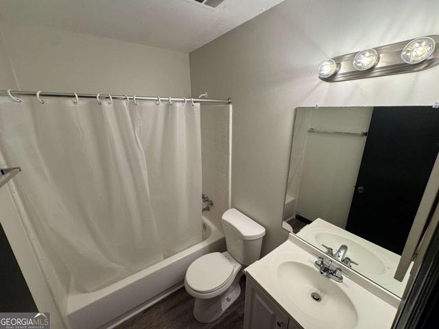 1413 STONE MILL Trace, Stone Mountain, GA 30083