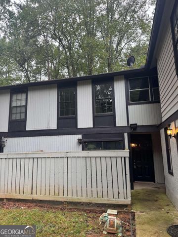 1413 STONE MILL Trace, Stone Mountain, GA 30083