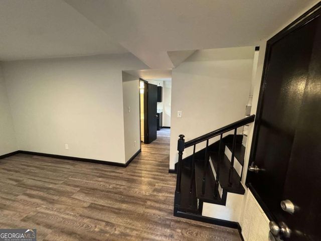 1413 STONE MILL Trace, Stone Mountain, GA 30083