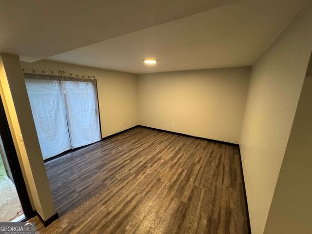 1413 STONE MILL Trace, Stone Mountain, GA 30083
