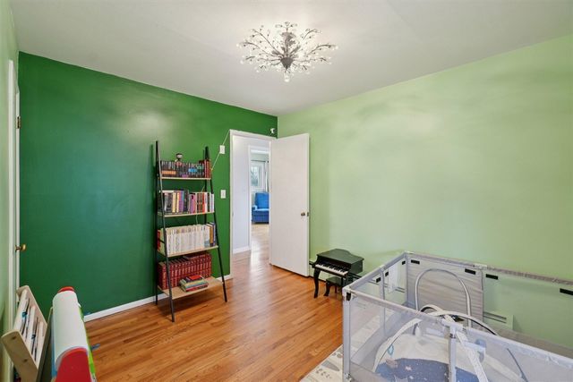 286 Lawson Street, Saline, MI 48176