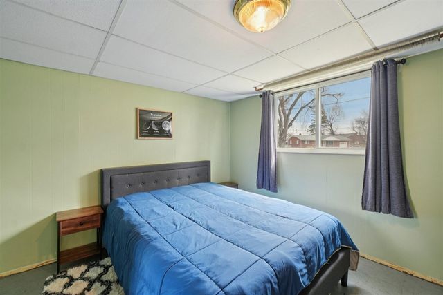 286 Lawson Street, Saline, MI 48176