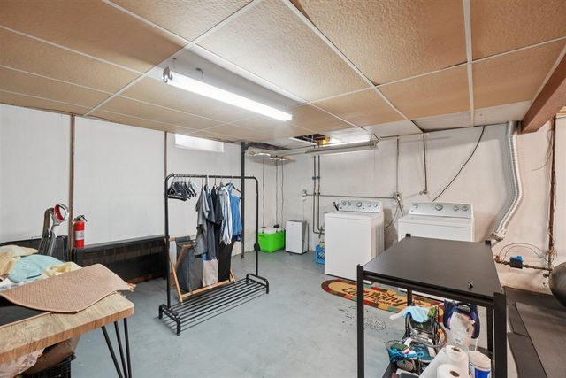 286 Lawson Street, Saline, MI 48176