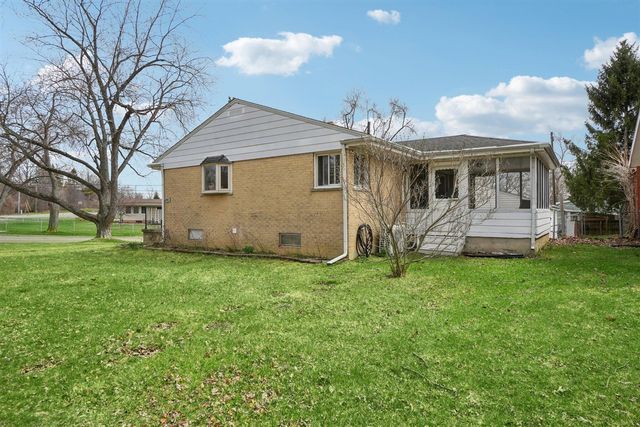 286 Lawson Street, Saline, MI 48176