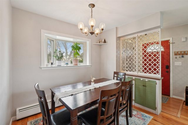 286 Lawson Street, Saline, MI 48176