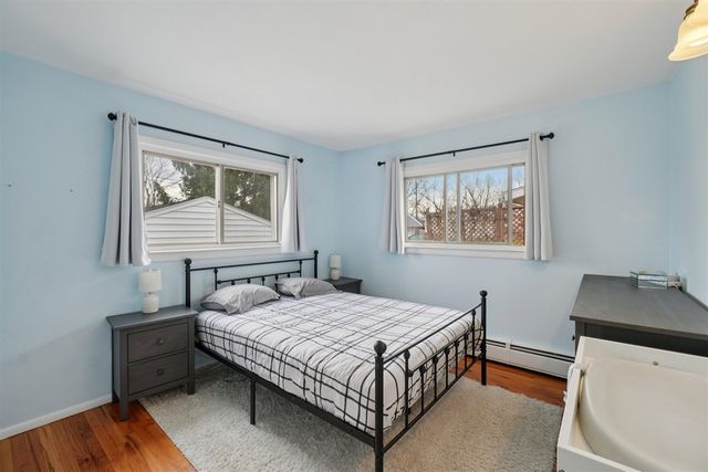 286 Lawson Street, Saline, MI 48176