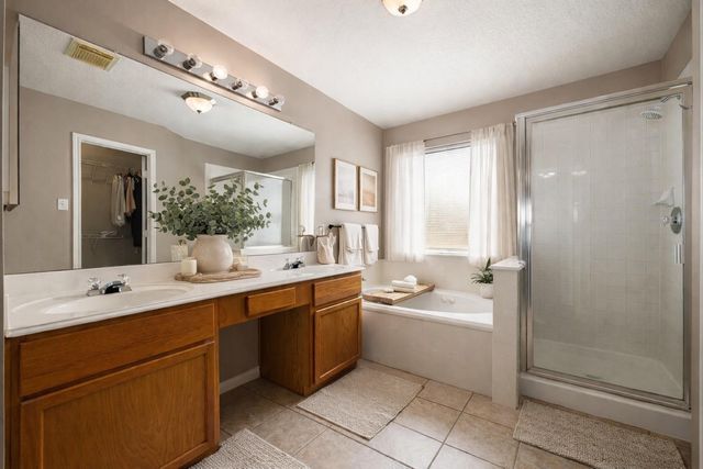 6907 Renata Circle, Houston, TX 77084