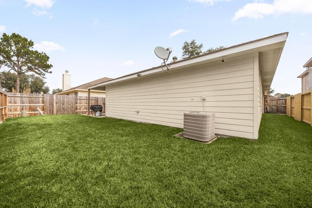 6907 Renata Circle, Houston, TX 77084