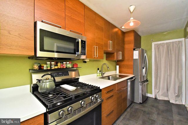 7805 SPRING AVE, Elkins Park, PA 19027