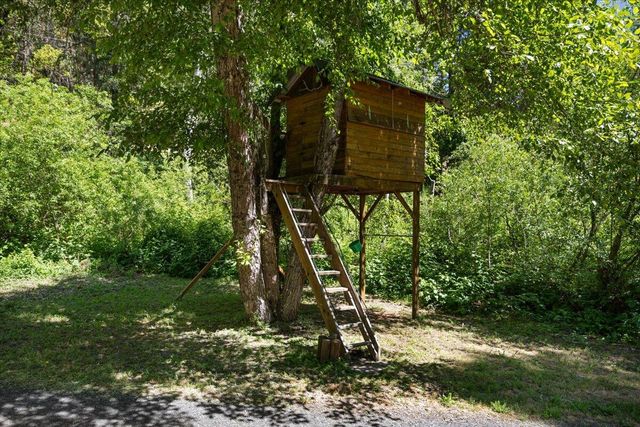 487 Wagon Trail, Jacksonville, OR 97530