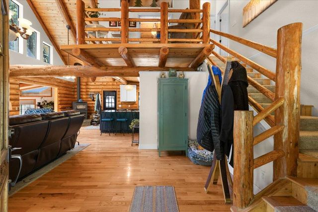 487 Wagon Trail, Jacksonville, OR 97530