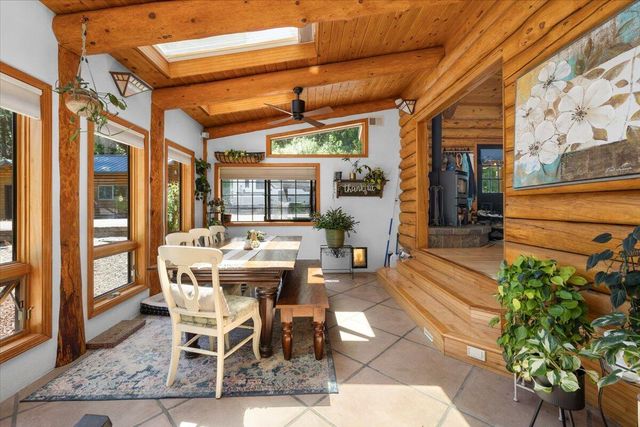 487 Wagon Trail, Jacksonville, OR 97530