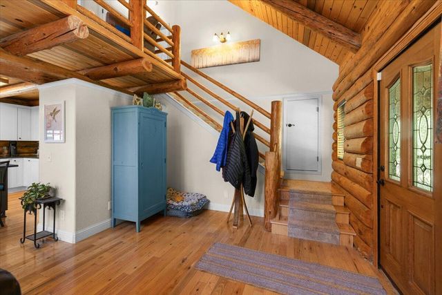 487 Wagon Trail, Jacksonville, OR 97530