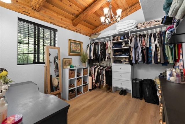 487 Wagon Trail, Jacksonville, OR 97530