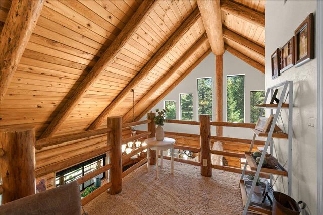 487 Wagon Trail, Jacksonville, OR 97530