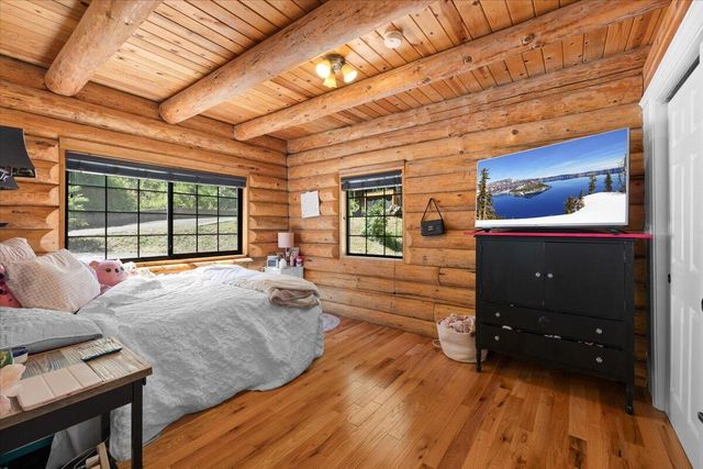 487 Wagon Trail, Jacksonville, OR 97530