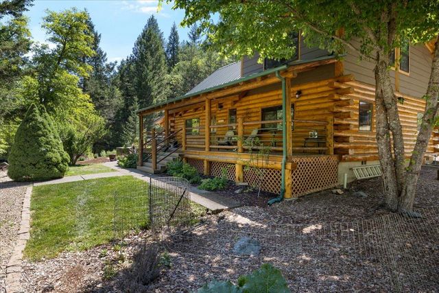 487 Wagon Trail, Jacksonville, OR 97530