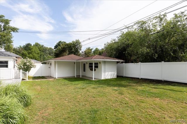 420 Brantwood Road, Amherst, NY 14226