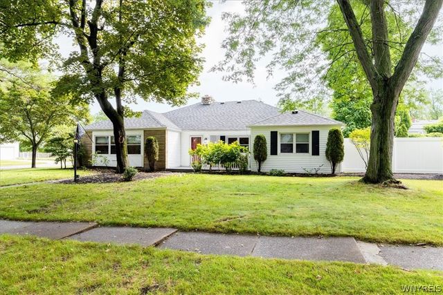 420 Brantwood Road, Amherst, NY 14226