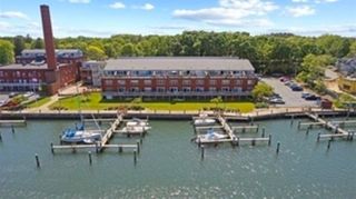 45 Main St 26, Wareham, MA 02571