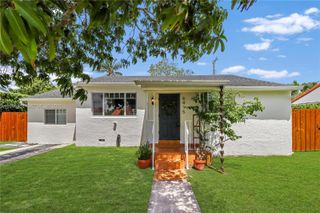 6415 SW 39th St, Miami, FL 33155