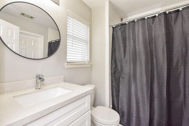 2110 Five Iron Drive, Houston, TX 77089