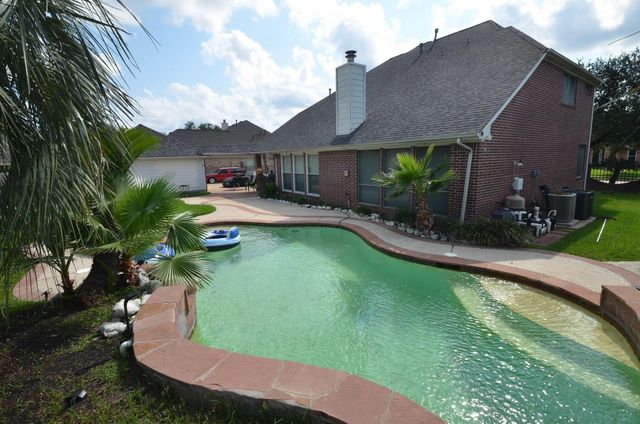 2110 Five Iron Drive, Houston, TX 77089