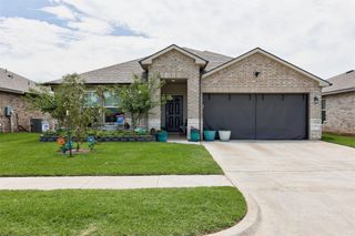 11704 SW 40th Street, Mustang, OK 73064