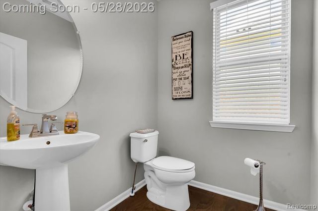 2904 Secret Way, Commerce Twp, MI 48390