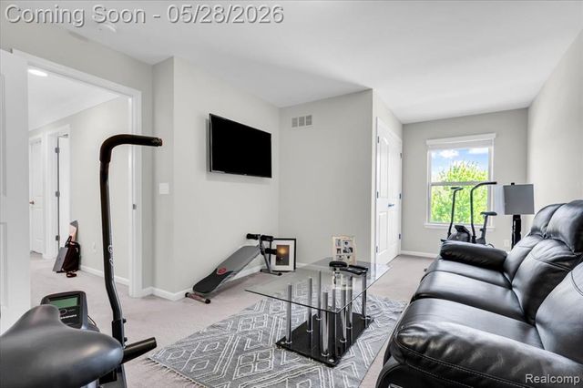 2904 Secret Way, Commerce Twp, MI 48390