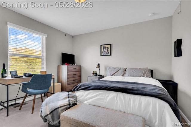 2904 Secret Way, Commerce Twp, MI 48390
